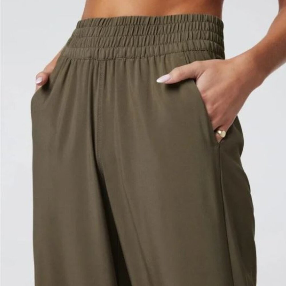Vuori Olive Wide Leg Pants